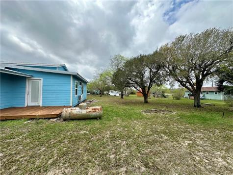 323 Copano Bayside TX 78340