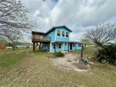 323 Copano Bayside TX 78340