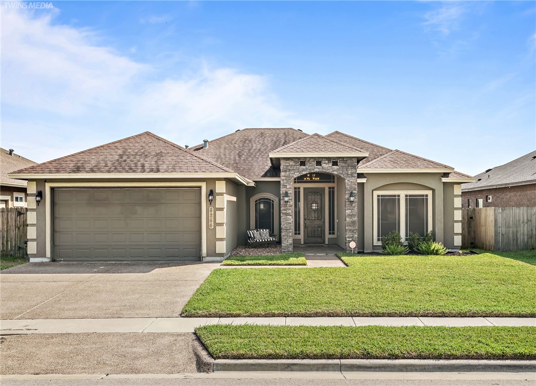 8254 Merlin Place Corpus Christi TX 78414