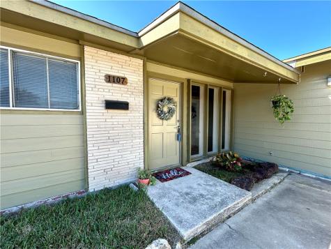 1107 Orion Drive Portland TX 78374