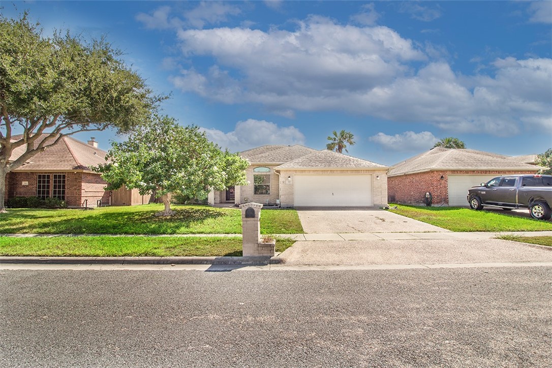 3110 La Rochelle Way Corpus Christi TX 78414