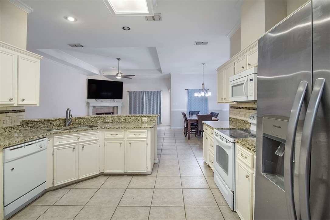 3110 La Rochelle Way Corpus Christi TX 78414