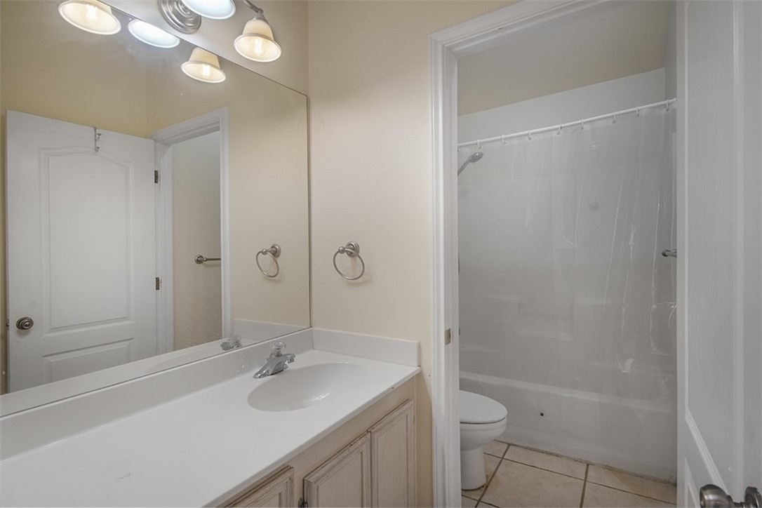 3110 La Rochelle Way Corpus Christi TX 78414