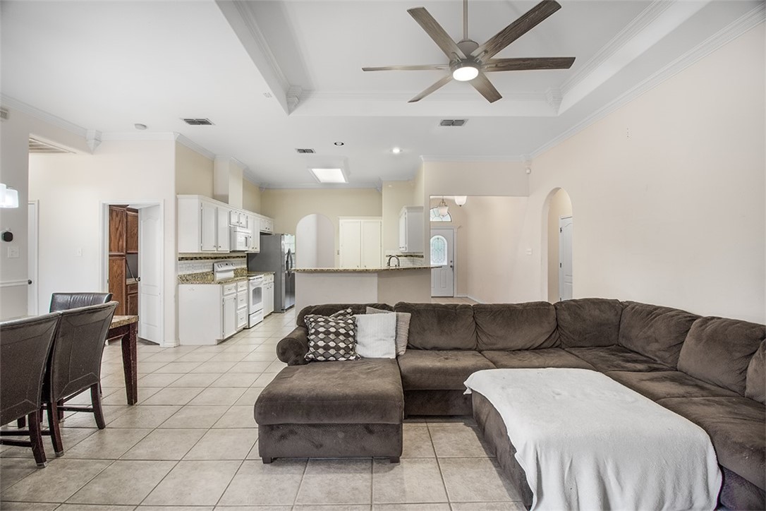 3110 La Rochelle Way Corpus Christi TX 78414