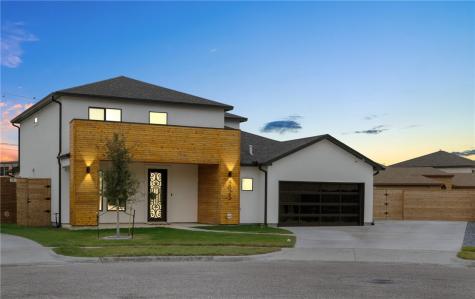4825 Del Paseo Street Corpus Christi TX 78411