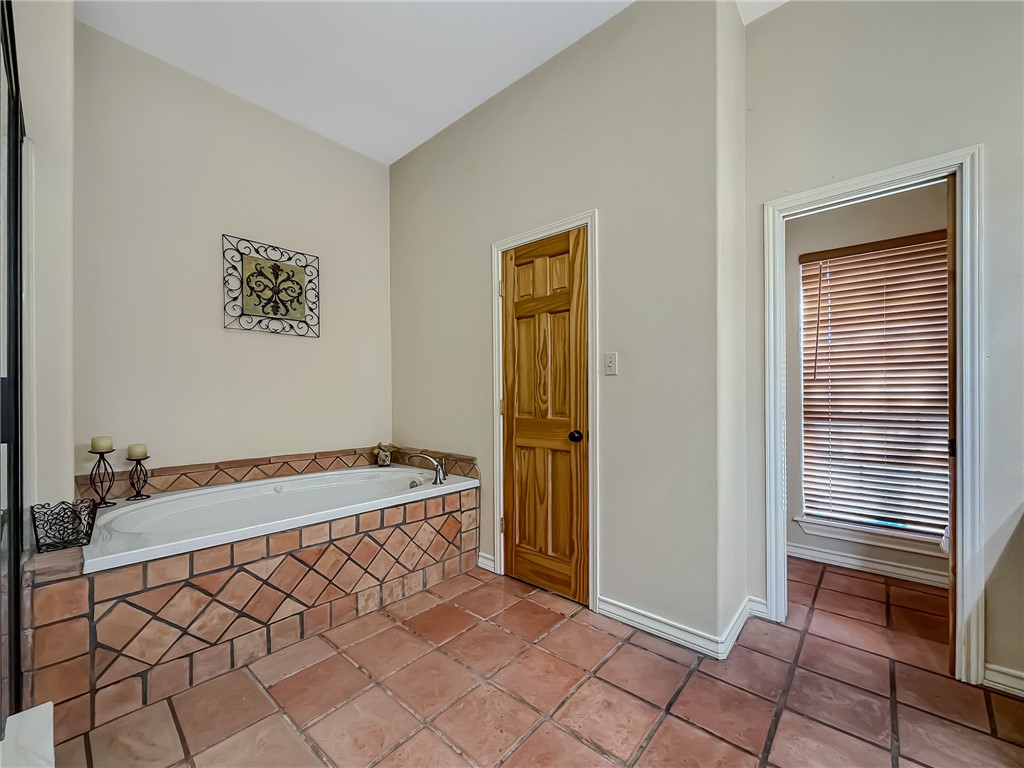 2204 Angel Court Corpus Christi TX 78415