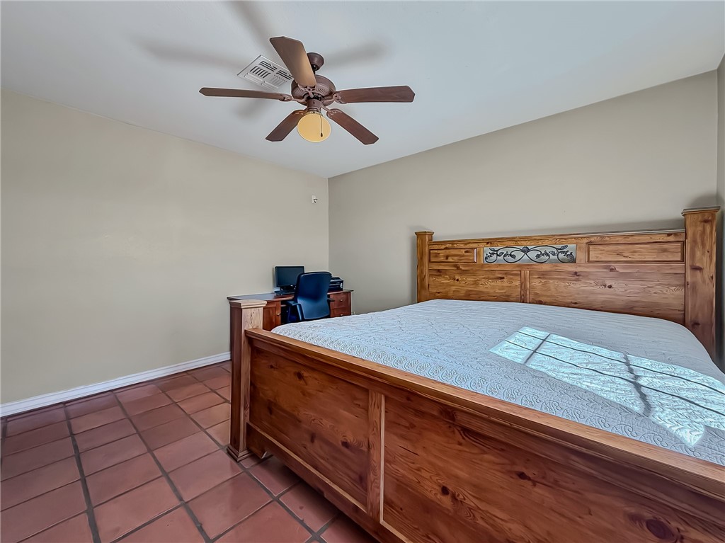 2204 Angel Court Corpus Christi TX 78415