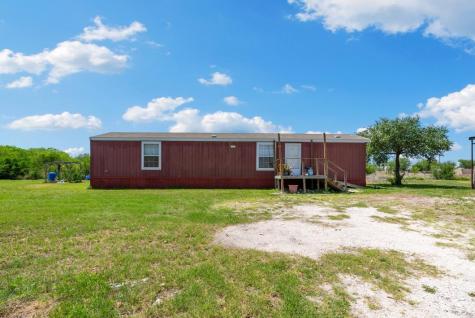 1527 N Fm 738 Orange Grove TX 78372