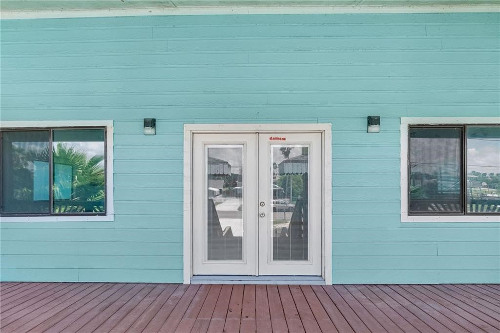 720 S Magnolia Street Rockport TX 78382
