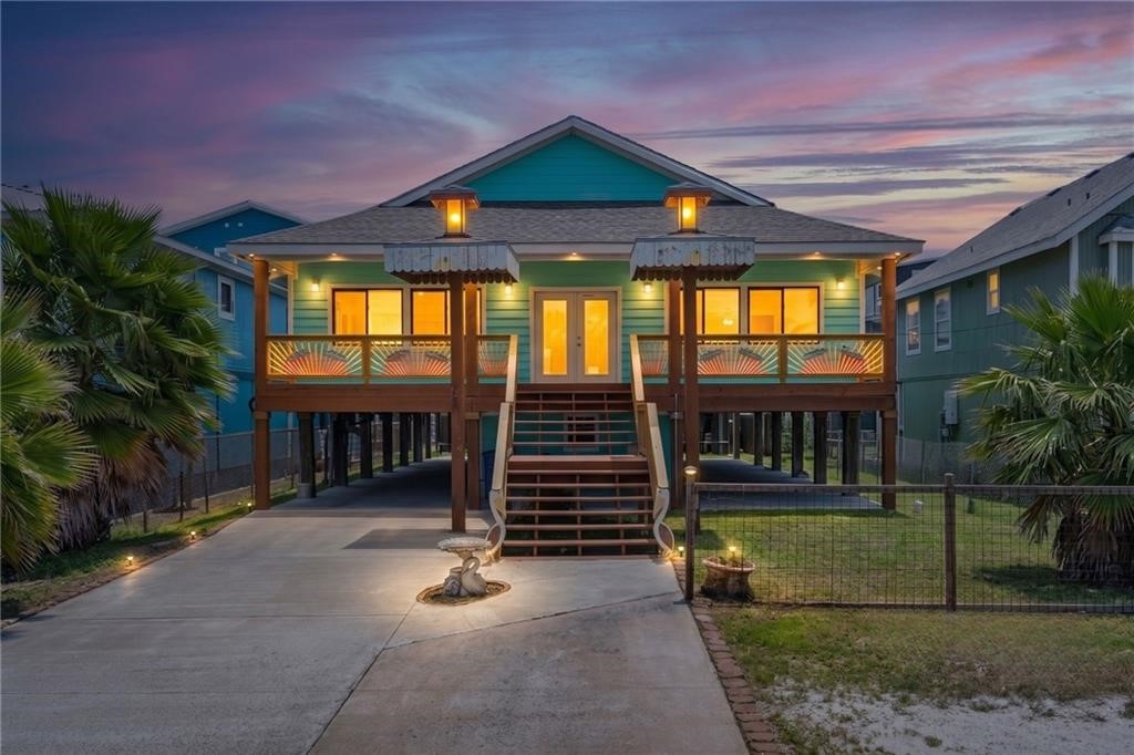 720 S Magnolia Street Rockport TX 78382