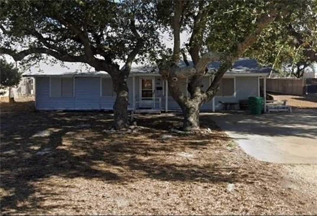 147 N 8th Street Aransas Pass TX 78336