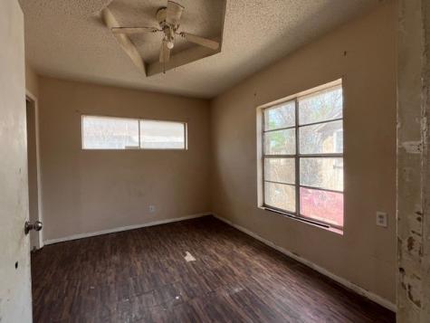 310 W Tilley Street Hebbronville TX 78361