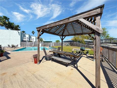 4141 Whiteley Drive 204 Corpus Christi TX 78418