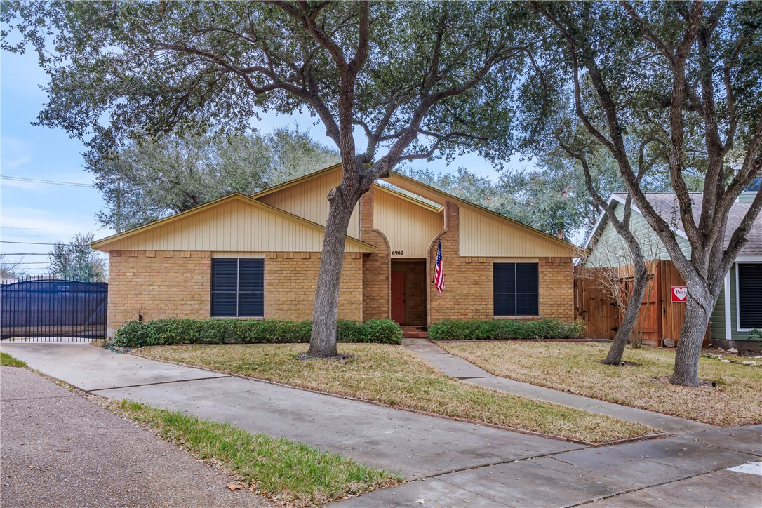 6902 Fruitwood Drive Corpus Christi TX 78413