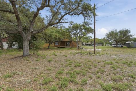 944 S Lamont Street Aransas Pass TX 78336