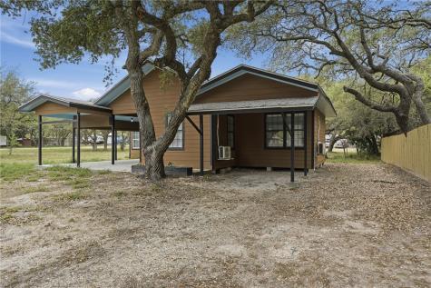 944 S Lamont Street Aransas Pass TX 78336
