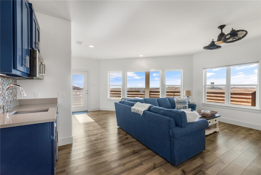 117 Beach View Drive Port Aransas TX 78373