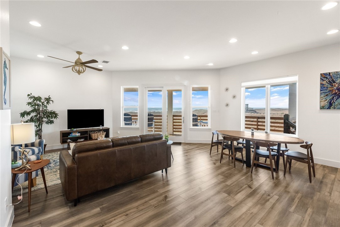 117 Beach View Drive Port Aransas TX 78373