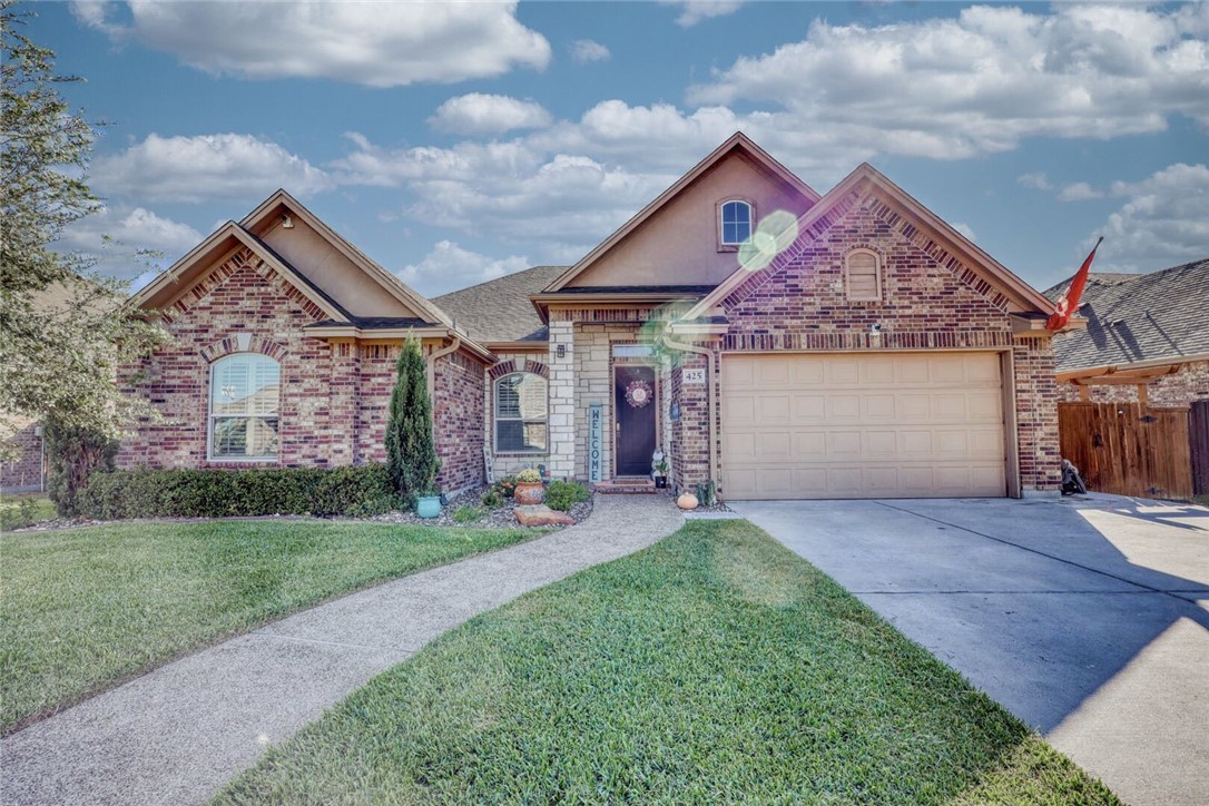 425 Gulfton Drive Portland TX 78374