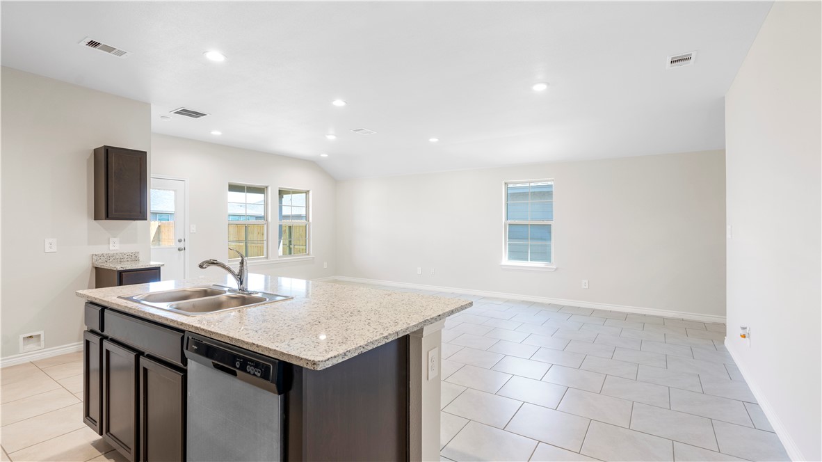 2653 Eltonne Garden Drive Corpus Christi TX 78415