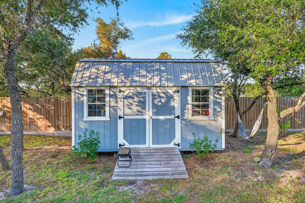 1731 Sammy Henderson Street Rockport TX 78382