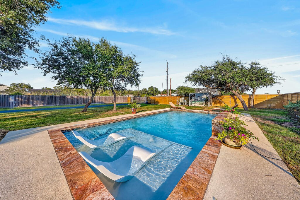 1731 Sammy Henderson Street Rockport TX 78382
