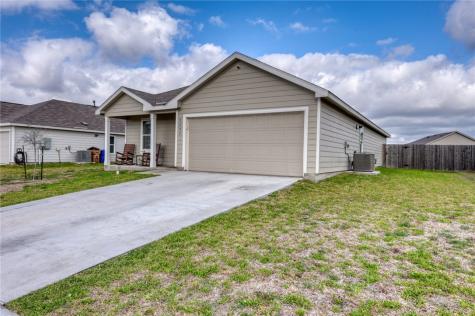 3205 Wrangler Street Robstown TX 78380