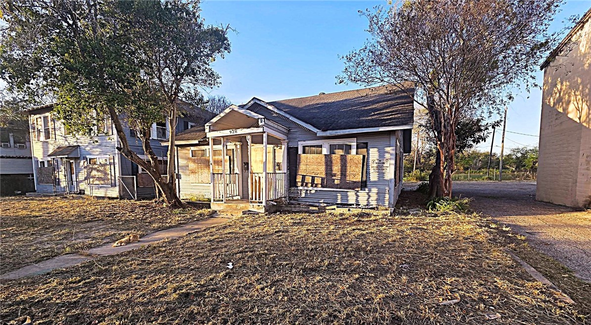 928 Park Avenue Corpus Christi TX 78401