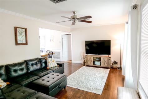 468 Glenmore Street Corpus Christi TX 78412