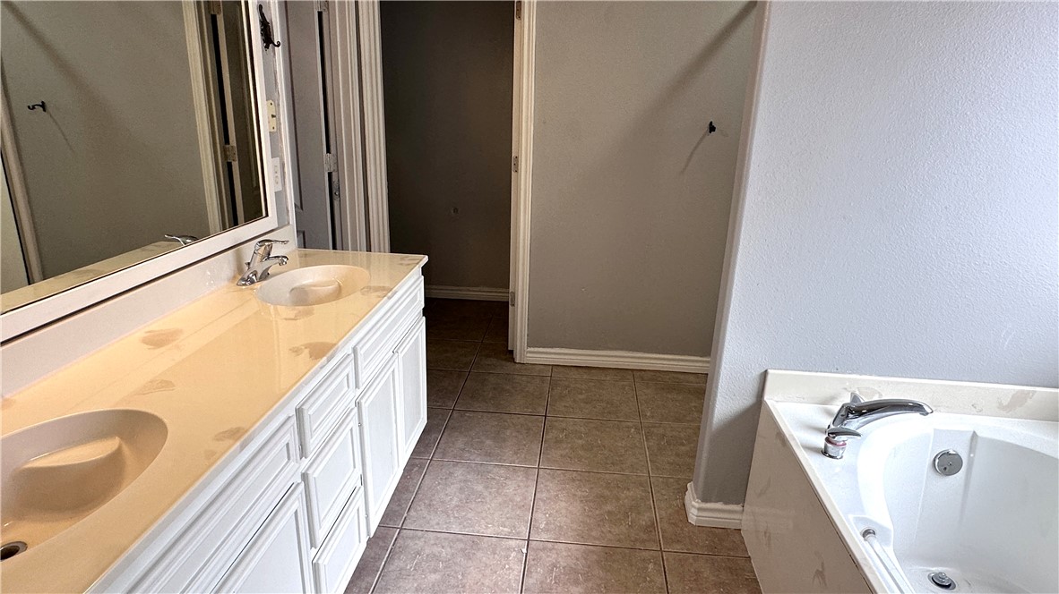 6825 Guinevere Street Corpus Christi TX 78414