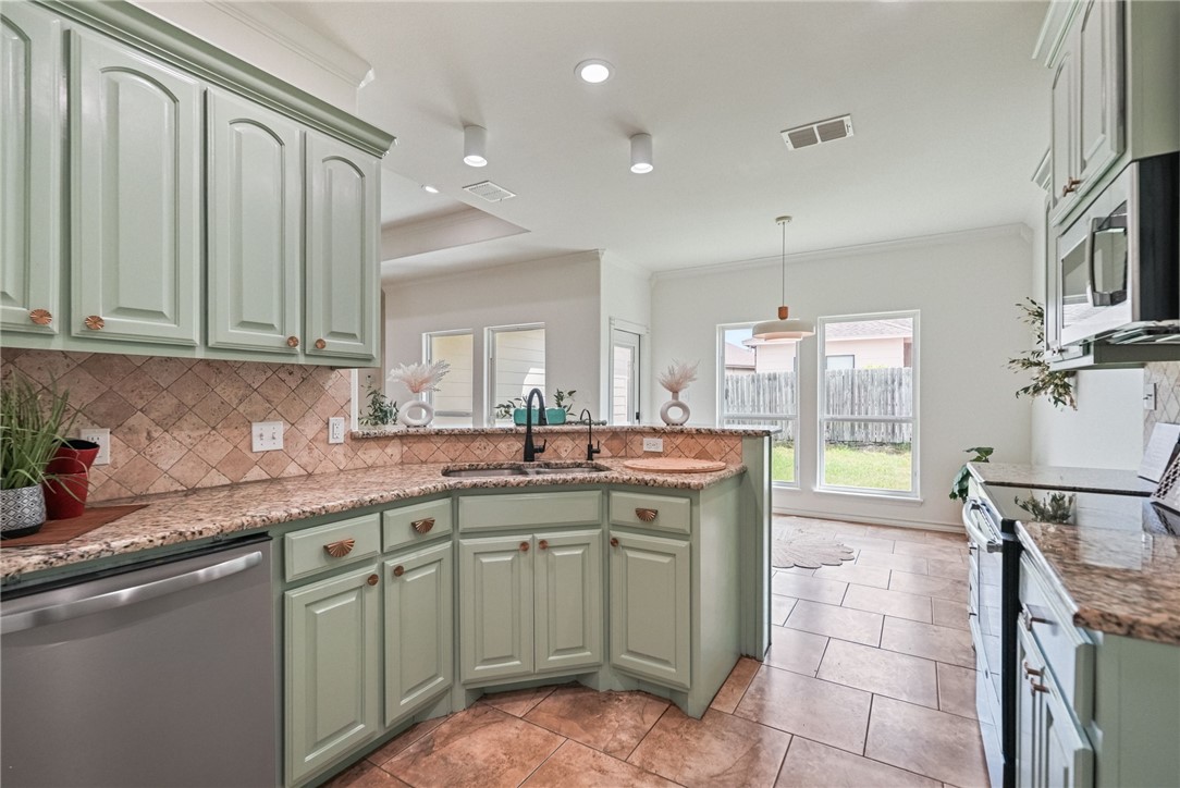7206 Lake Serenity Drive Corpus Christi TX 78414