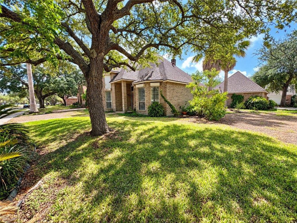 4601 Schwerin Lake Drive Corpus Christi TX 78413
