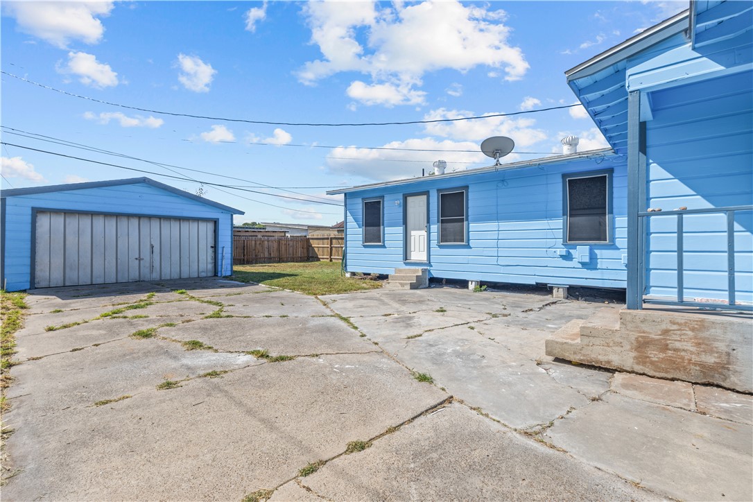 1538 Brentwood Drive Corpus Christi TX 78415