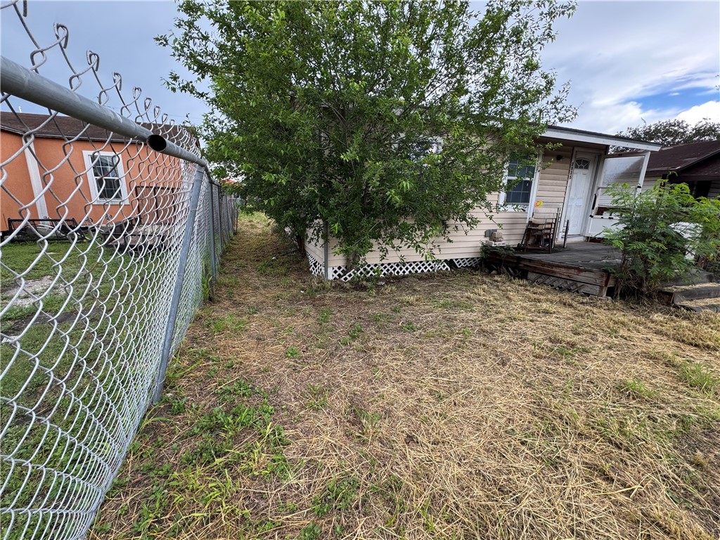 2925 Greenwood Drive Corpus Christi TX 78405