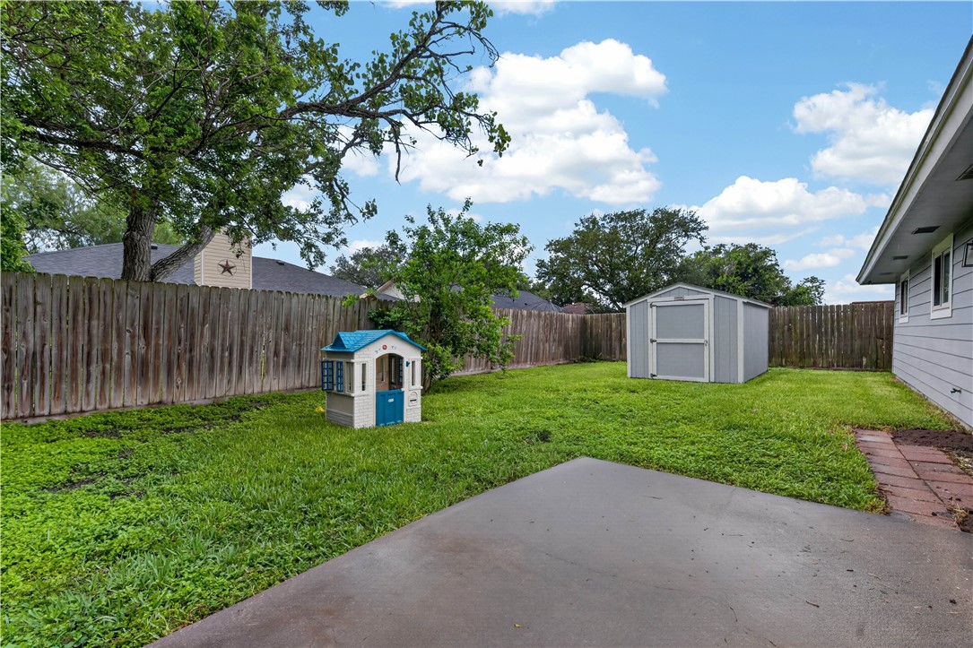 2814 Erie Drive Corpus Christi TX 78414