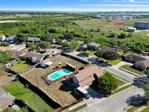845 Egyptian Drive Corpus Christi TX 78412