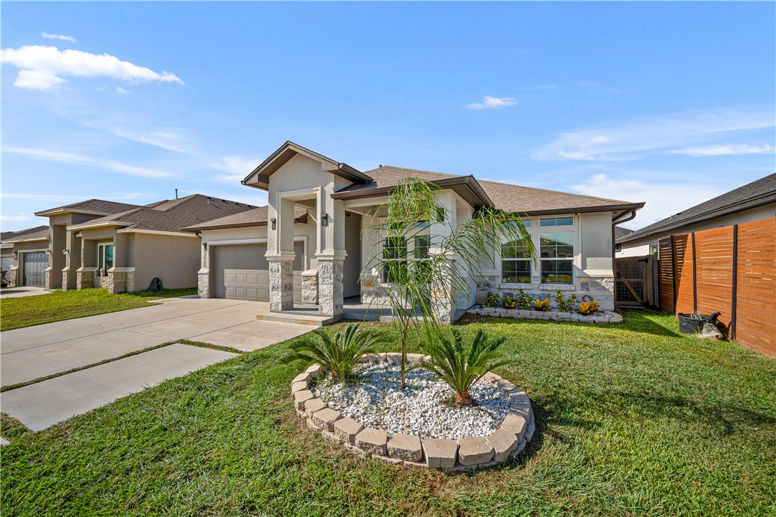 7233 Latitude Street Corpus Christi TX 78414