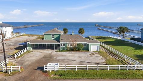1108/1024 Water Rockport TX 78382