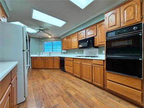 2300 Memorial Parkway Portland TX 78374
