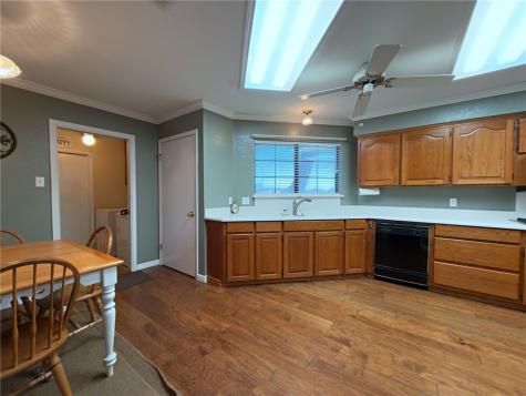 2300 Memorial Parkway Portland TX 78374