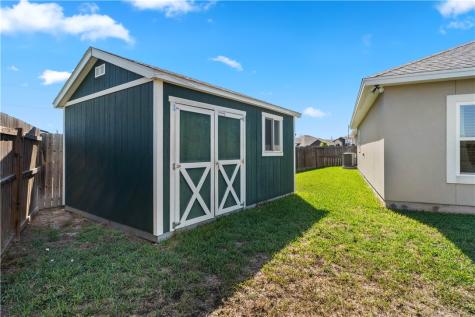 14226 Bowman Court Robstown TX 78380
