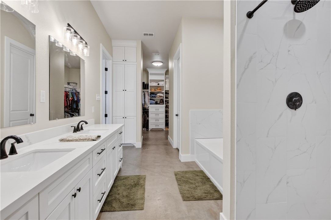 1056 Glenoak Drive Corpus Christi TX 78418