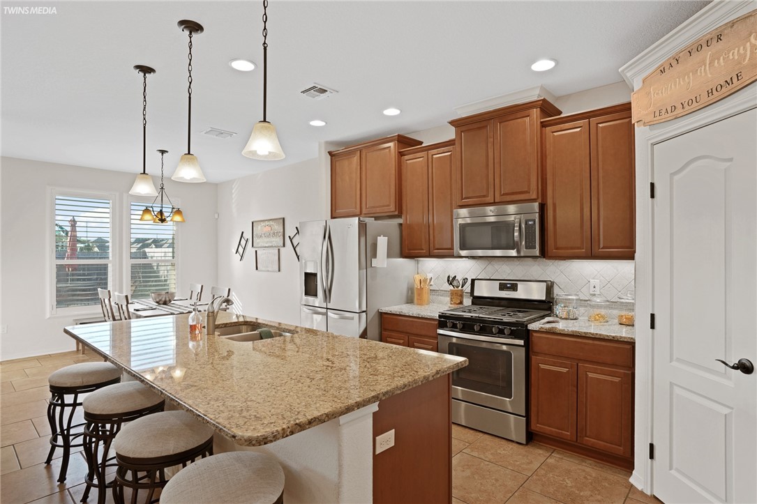 2513 Las Estrellas Street Corpus Christi TX 78414