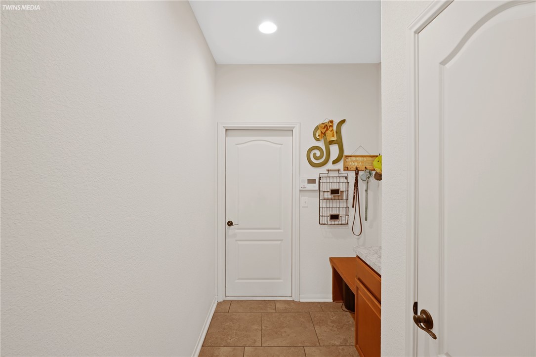 2513 Las Estrellas Street Corpus Christi TX 78414