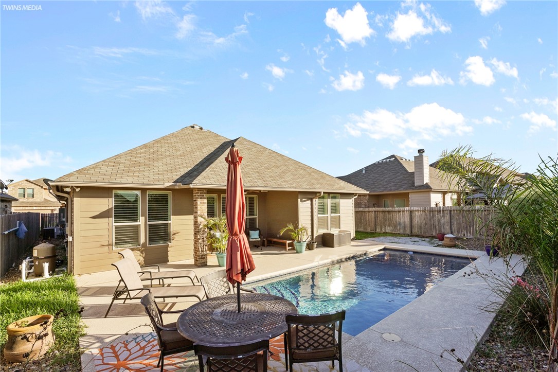 2513 Las Estrellas Street Corpus Christi TX 78414