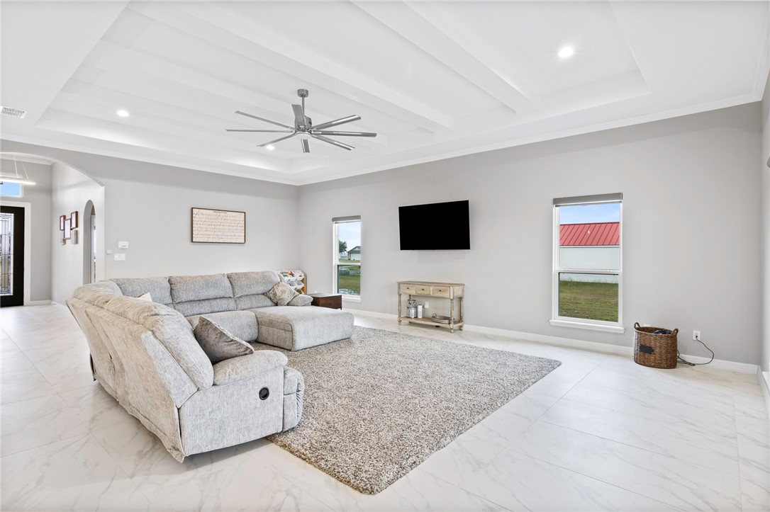 13 Westpointe Drive Rockport TX 78382