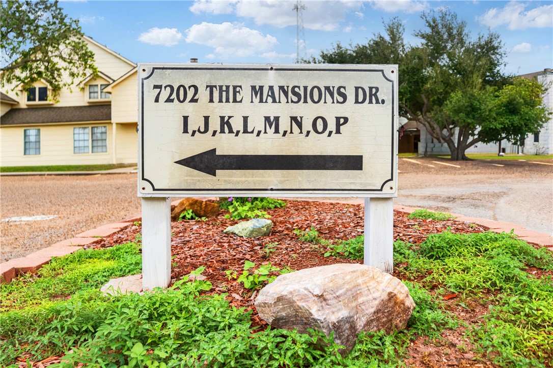 7202 Mansions Dr J2 Corpus Christi TX 78414