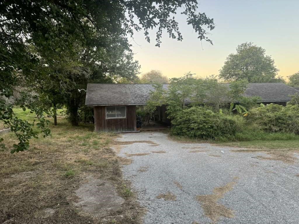 4241 Magee Corpus Christi TX 78410
