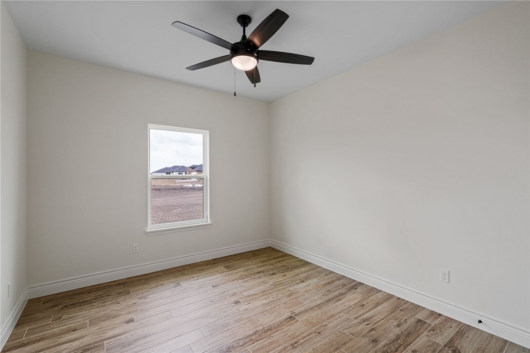 1525 Aegon Corpus Christi TX 78415