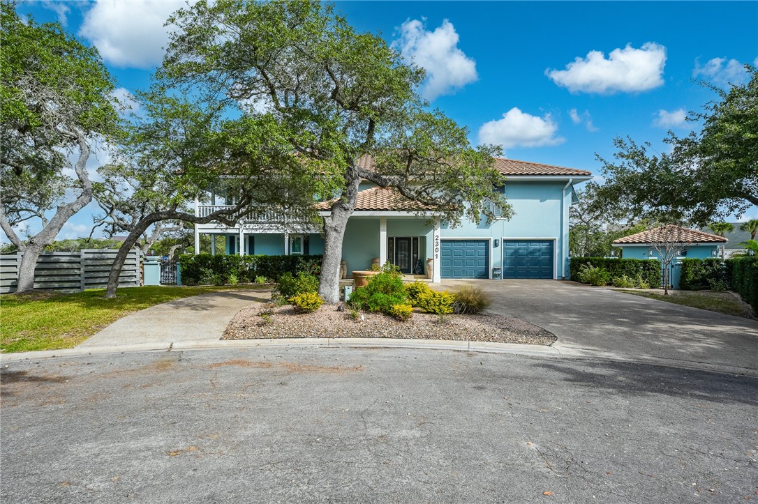 2301 Lakeside Court Rockport TX 78382
